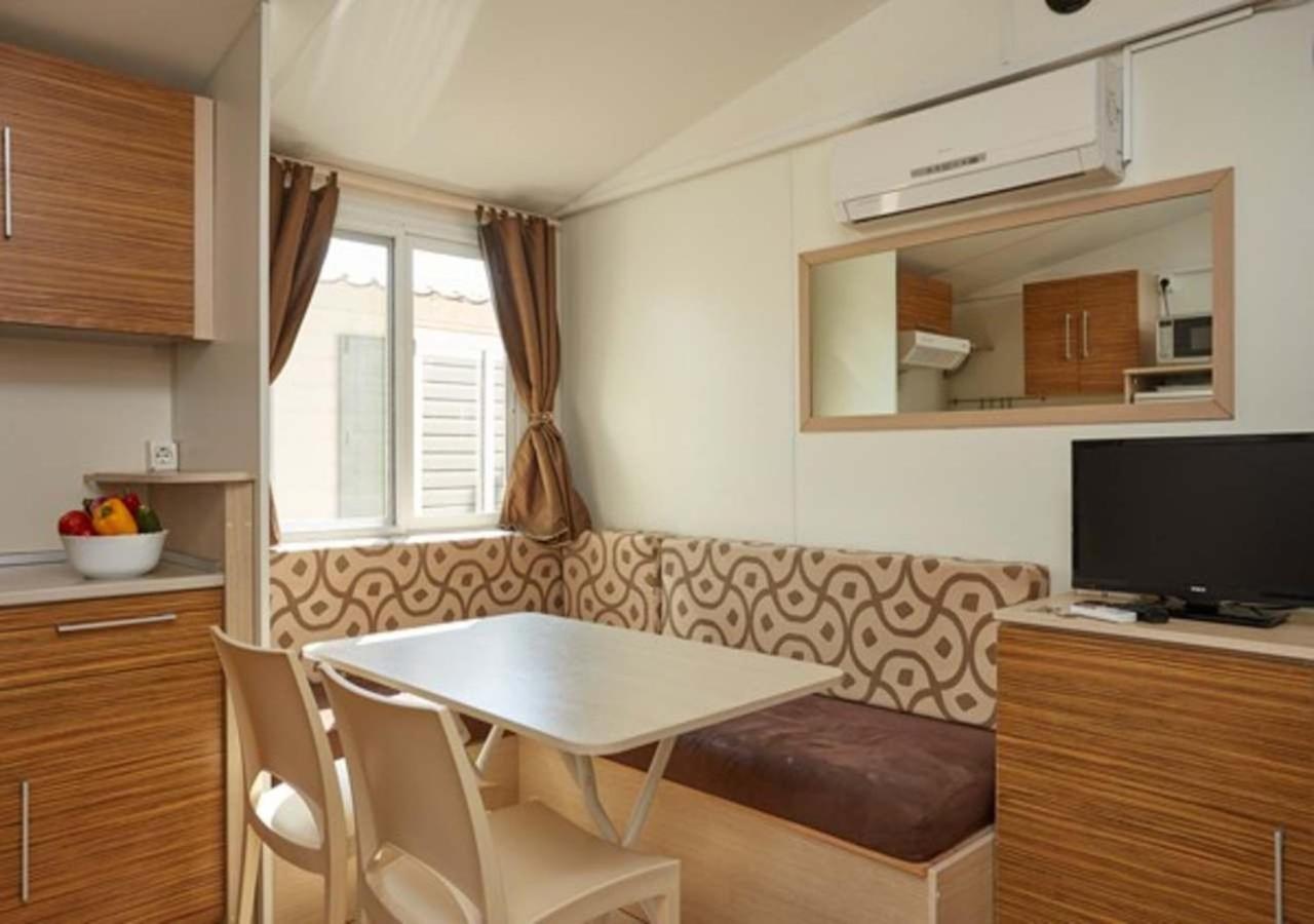 Camping Bijela Uvala - Eurocamp I Homair Porec Room photo