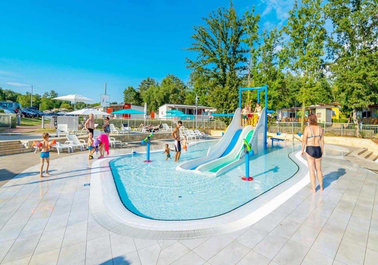 Camping Bijela Uvala - Eurocamp I Homair Porec Exterior photo