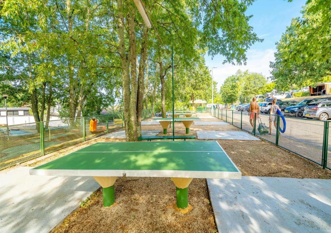 Camping Bijela Uvala - Eurocamp I Homair Porec Exterior photo
